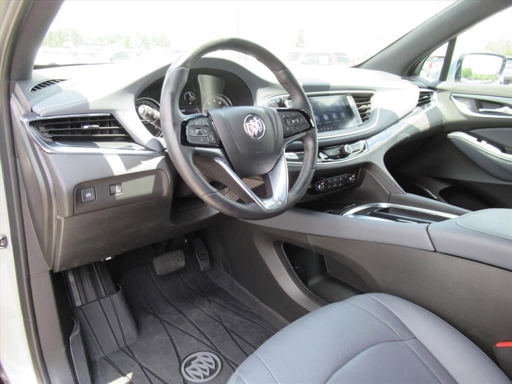 Used 2024 Buick Enclave Essence w/ Technology Package FWD image 16