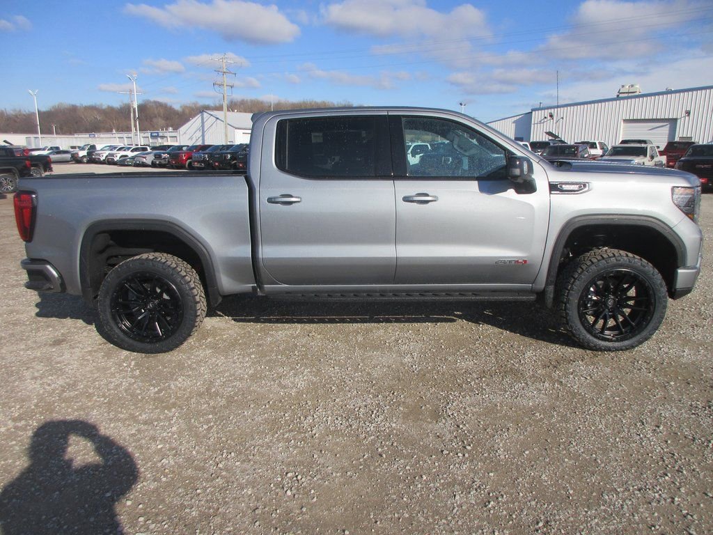 New 2026 GMC Sierra 1500 AT4 w/ AT4 Premium Package image 3