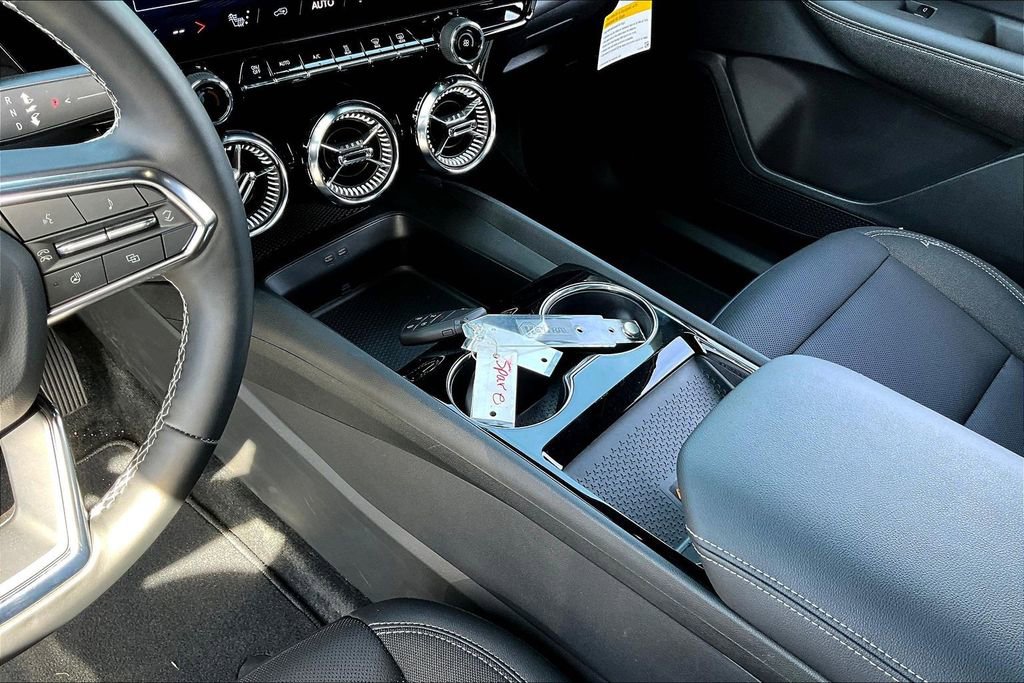 New 2026 Chevrolet Blazer EV LT image 8