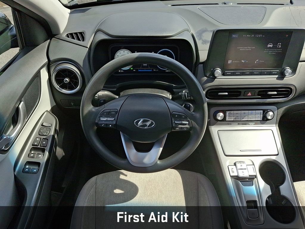 Used 2023 Hyundai Kona SE image 14