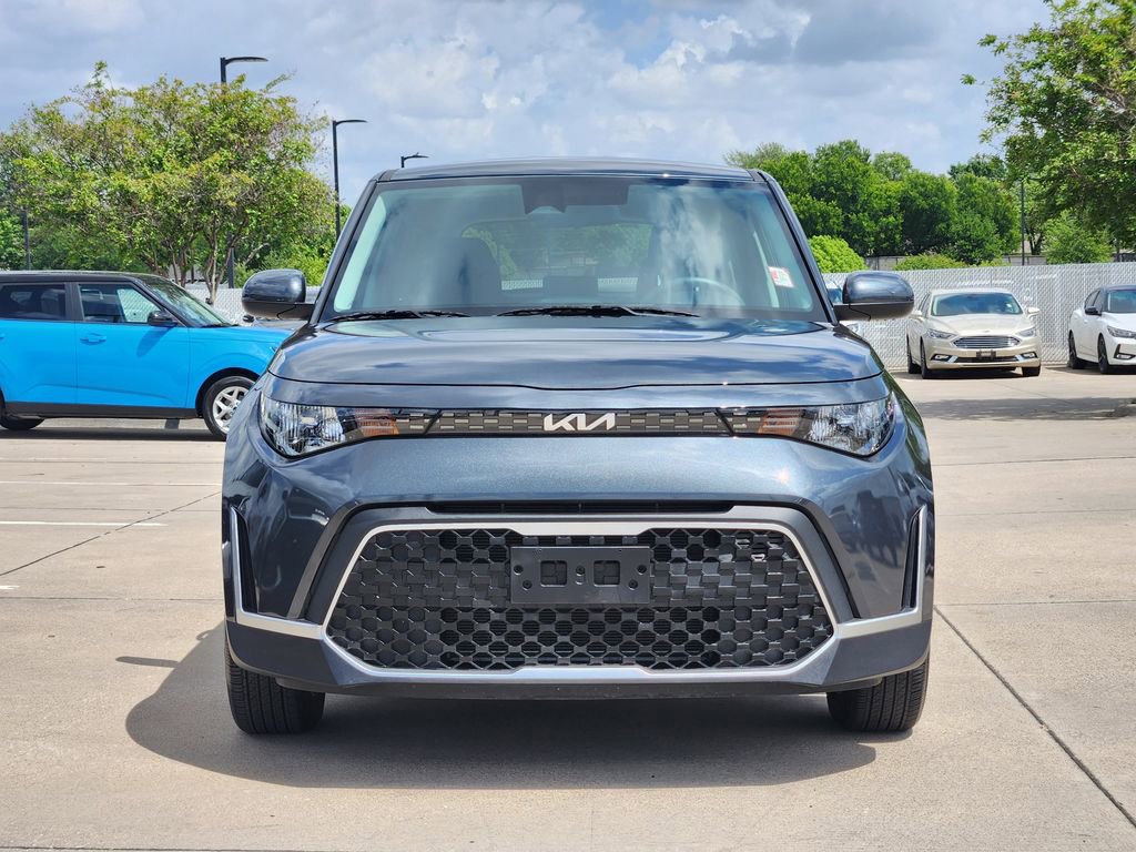 Certified 2025 Kia Soul LX FWD image 11