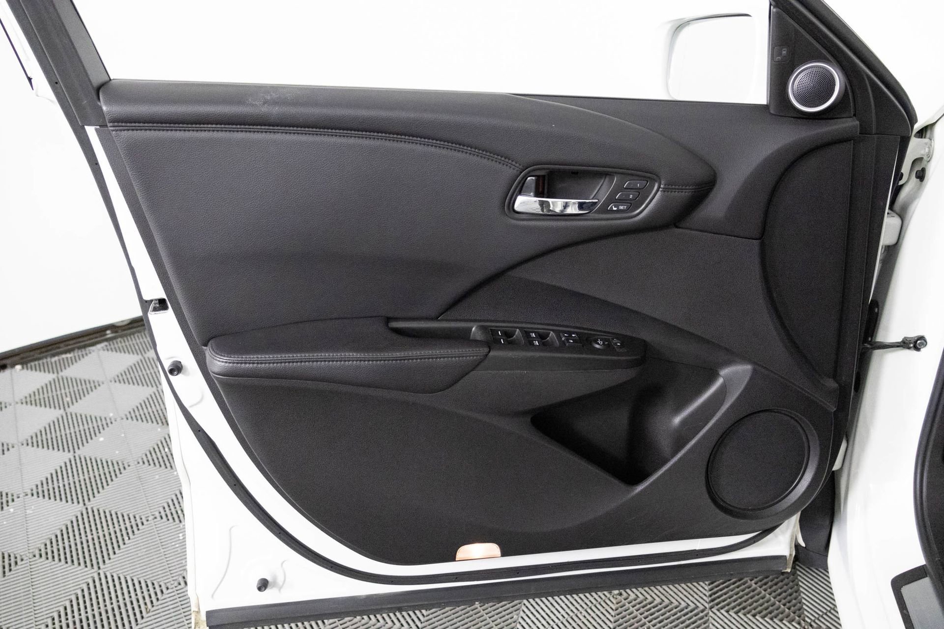 Used 2018 Acura RDX w/ Technology Package image 35