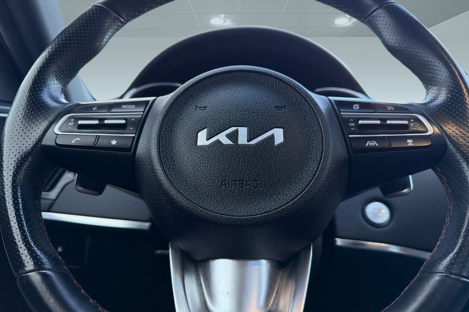 Used 2022 Kia Stinger GT1 w/ Red Interior Color Package image 18