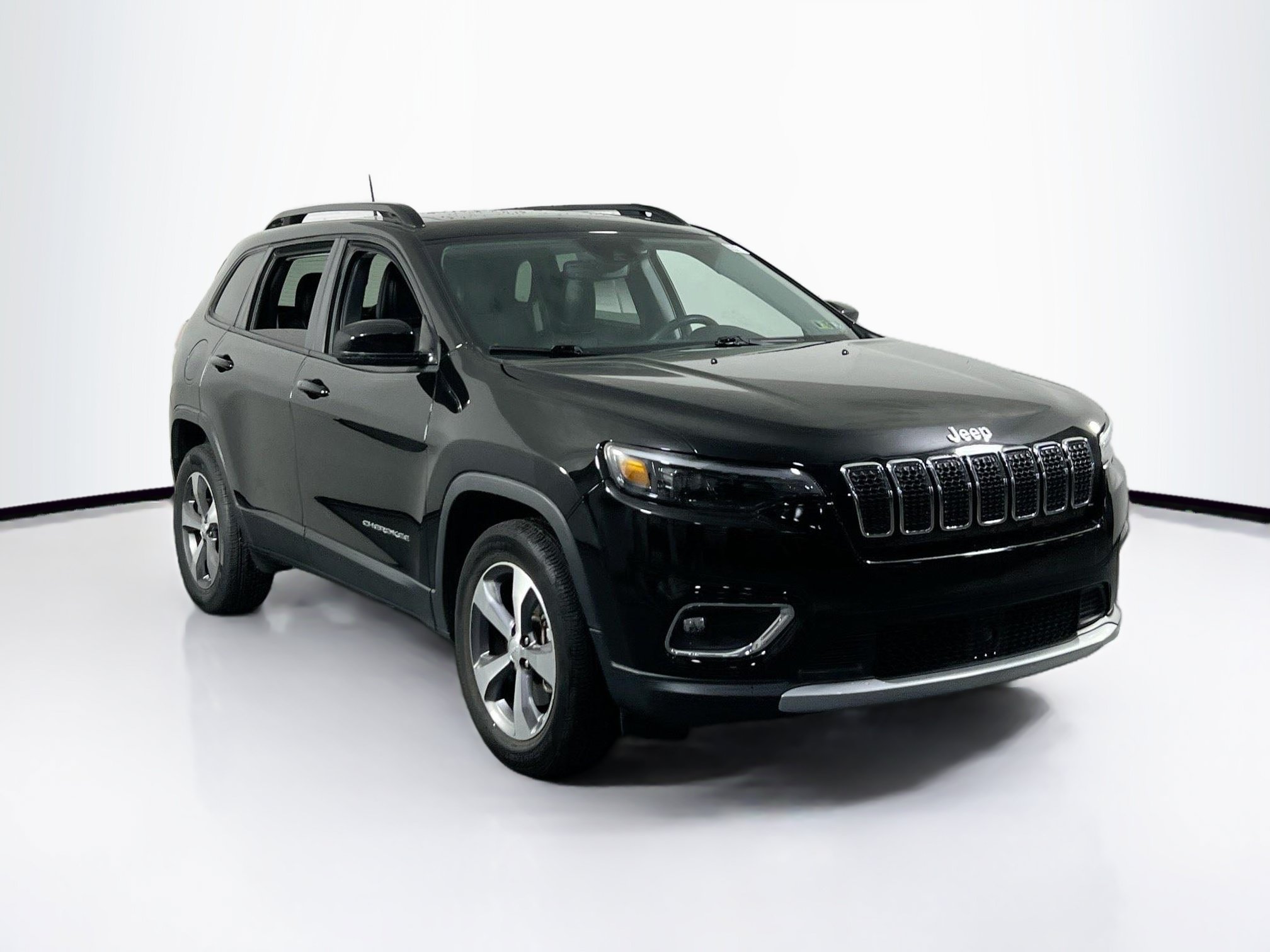 Used 2022 Jeep Cherokee Limited AWD/4WD image 3
