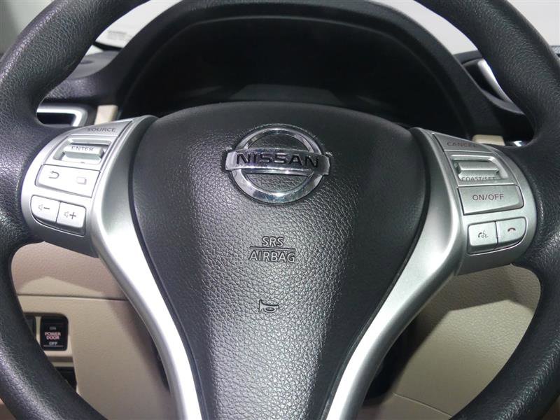 Used 2016 Nissan Rogue SV w/ SV Premium Package image 30