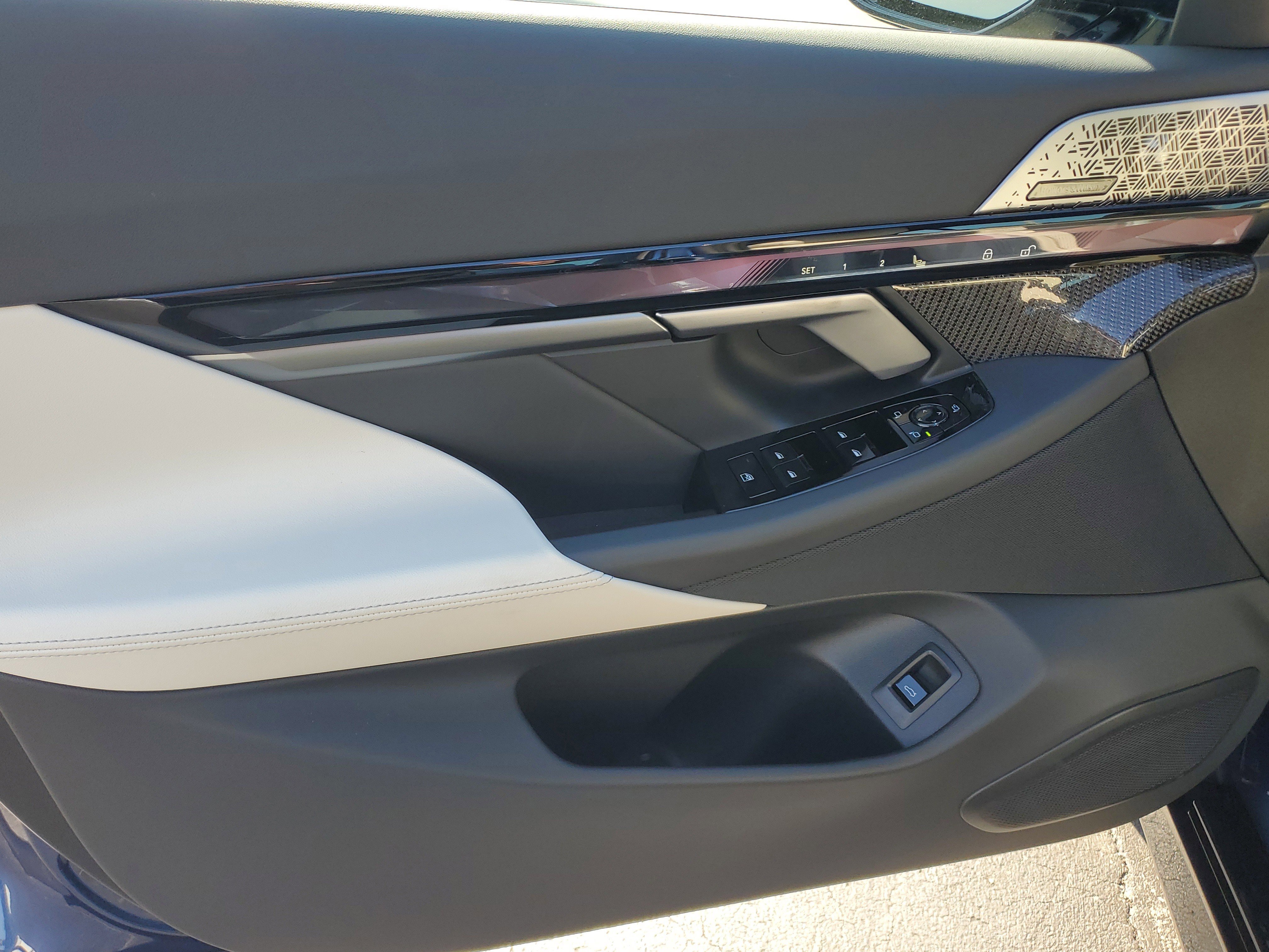 New 2026 BMW 540i xDrive w/ M Sport Package image 18