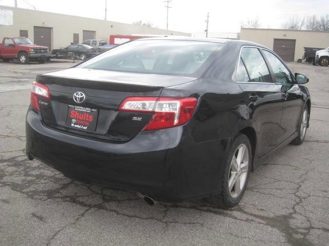 Used 2012 Toyota Camry SE image 5