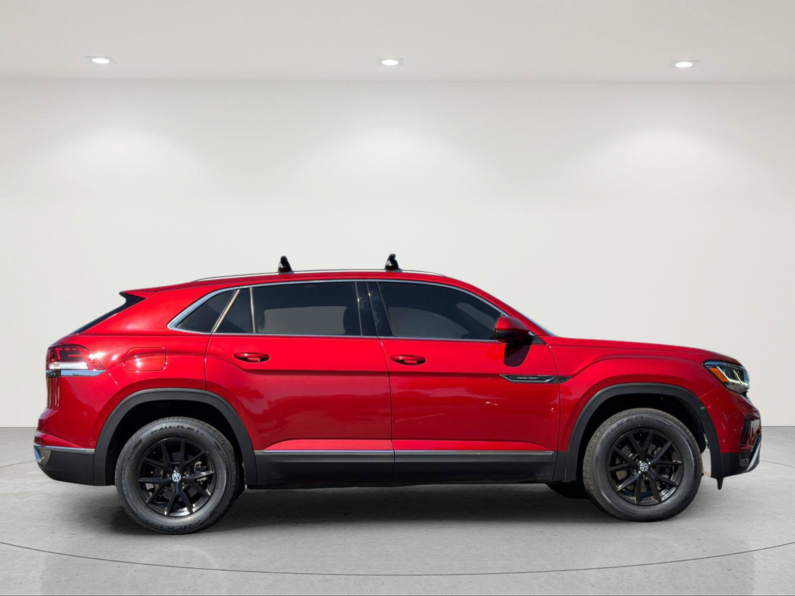 Used 2020 Volkswagen Atlas Cross Sport SEL Premium AWD/4WD image 6