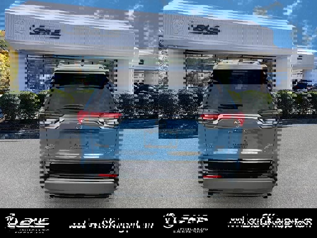 Used 2025 Toyota RAV4 XSE w/ Advanced Technology Package image 4