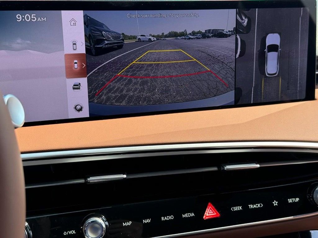 Certified 2026 Genesis GV70 2.5T Advanced image 18