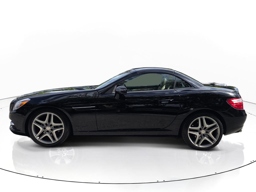 Used 2013 Mercedes-Benz SLK 250 image 5