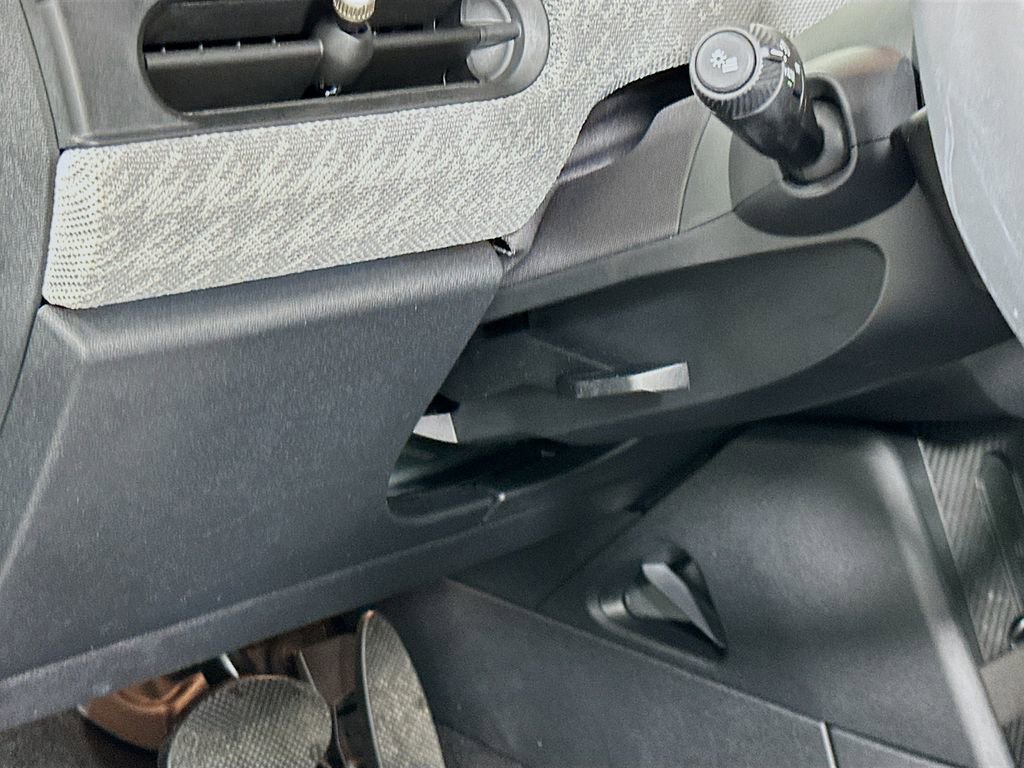 Certified 2025 MINI Cooper S image 10