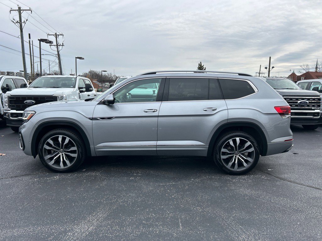 Used 2021 Volkswagen Atlas SEL Premium image 4