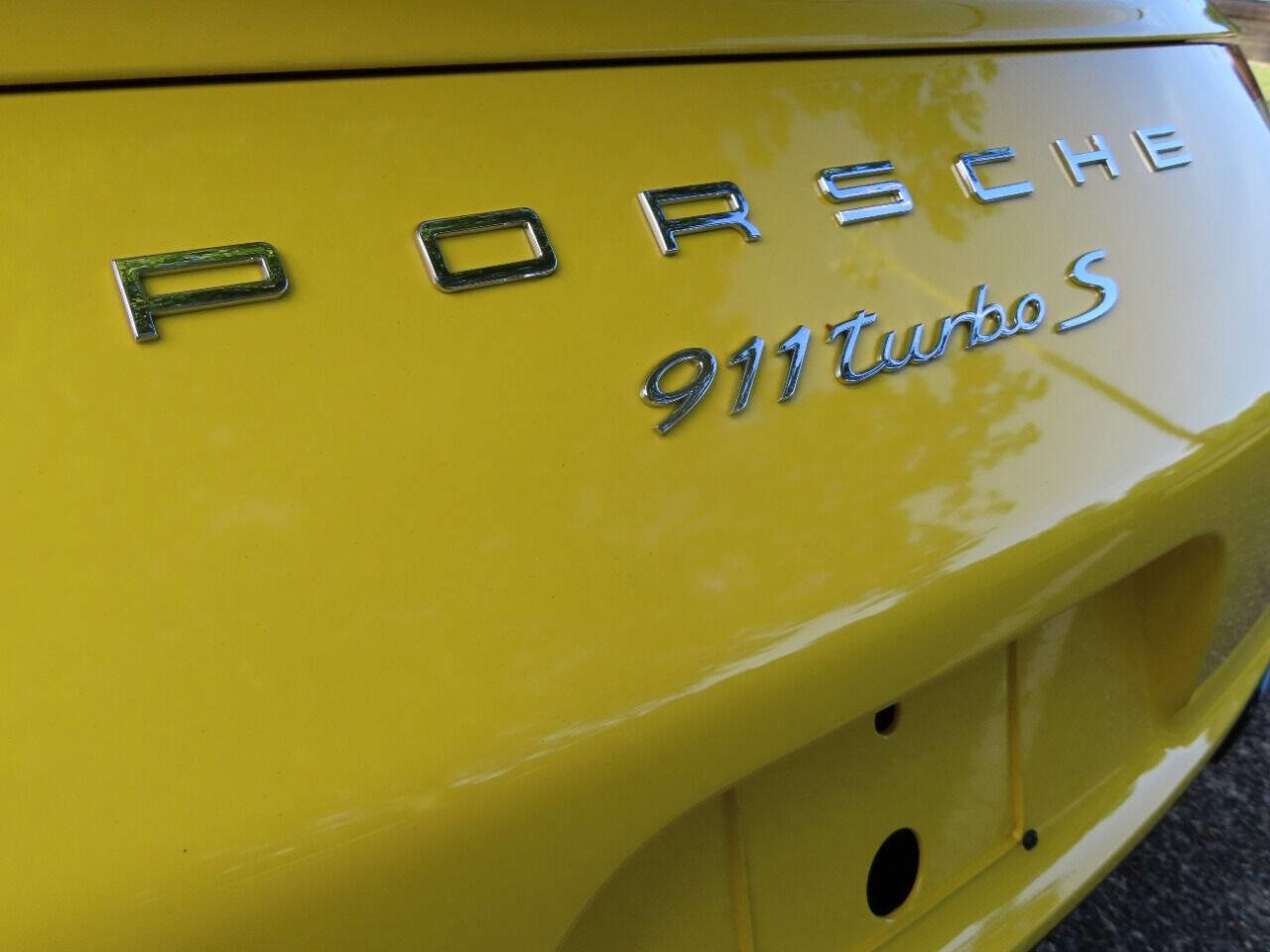 Used 2015 Porsche 911 Turbo S AWD/4WD image 15