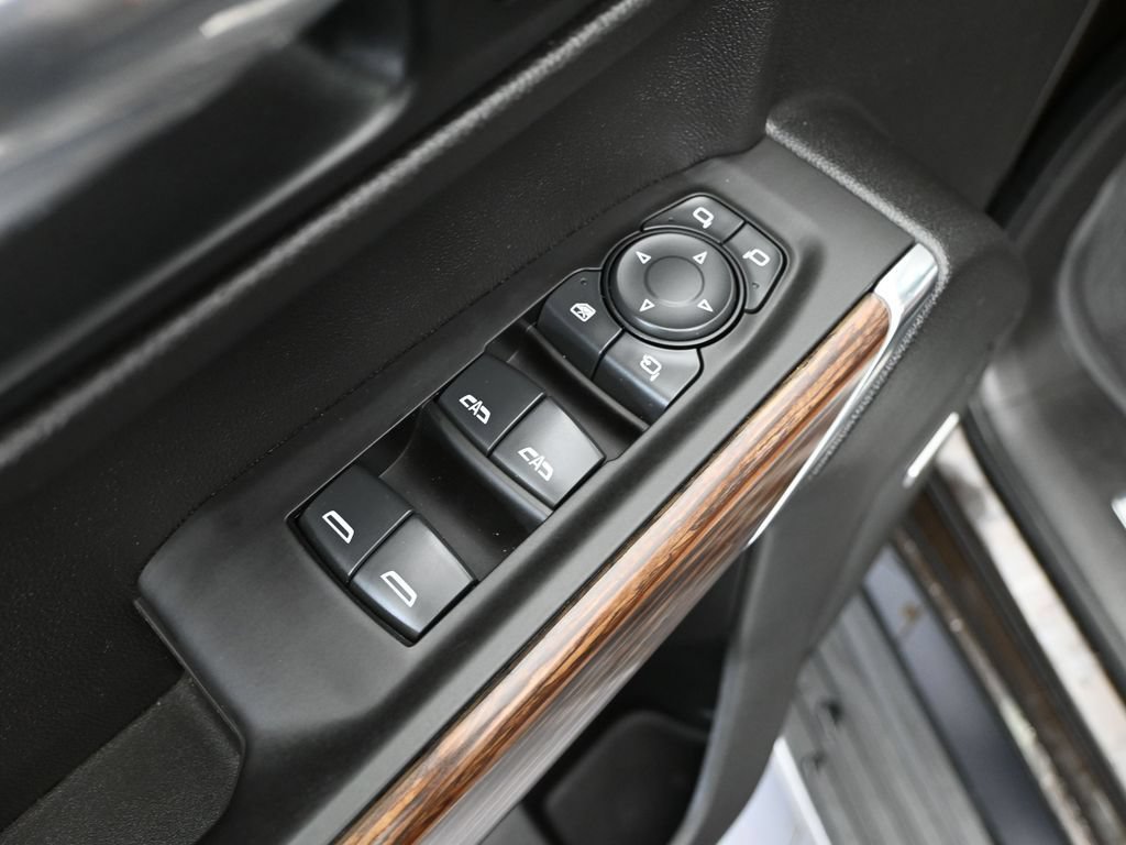 Used 2020 Chevrolet Silverado 1500 High Country AWD/4WD image 22