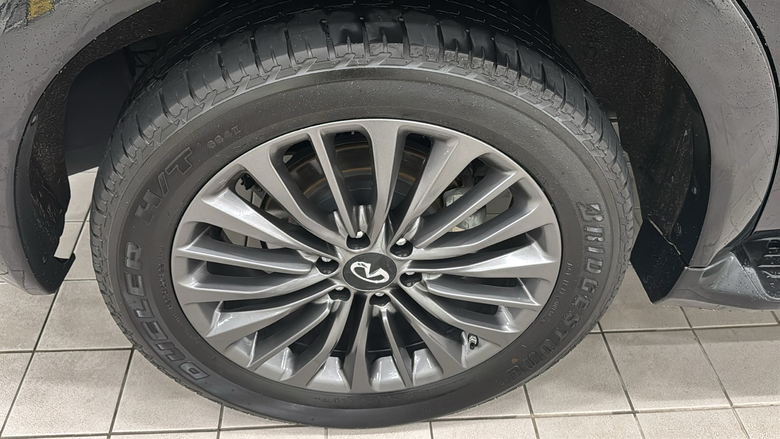Used 2023 INFINITI QX80 Premium Select w/ Cargo Package AWD/4WD image 33