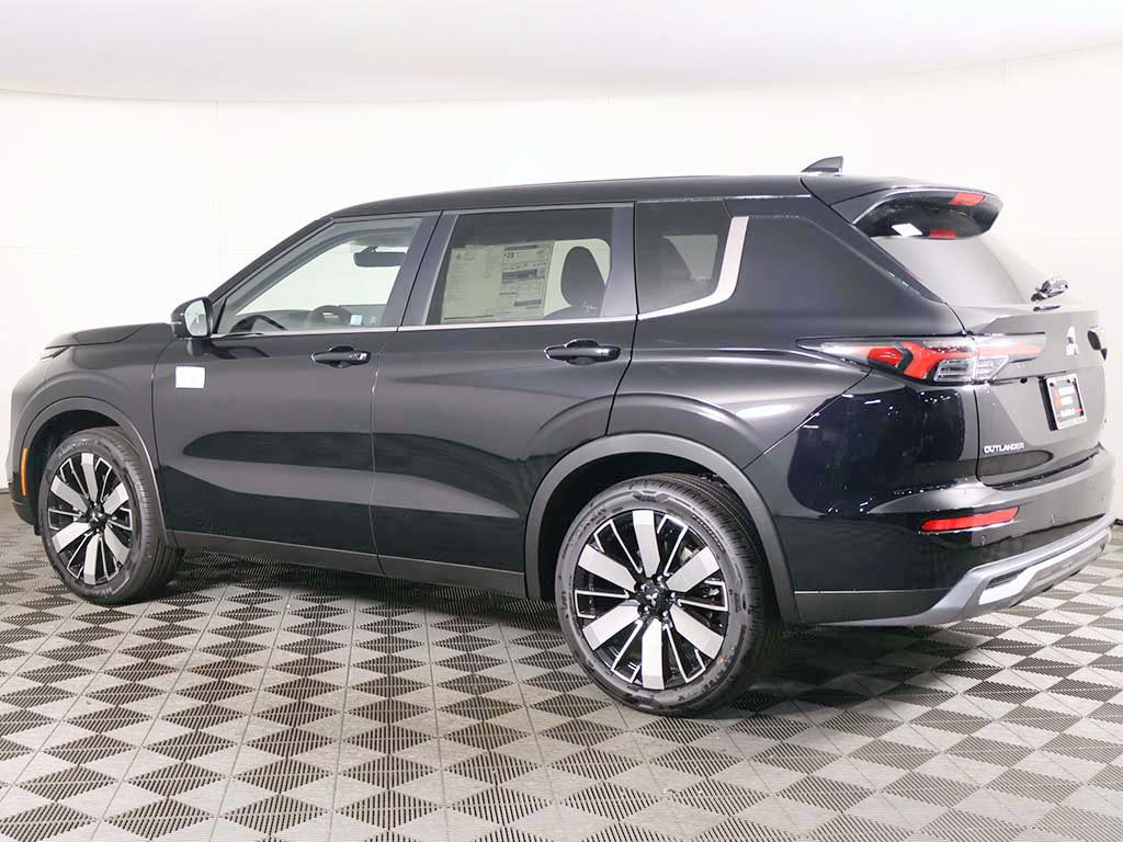 New 2026 Mitsubishi Outlander SE FWD image 11