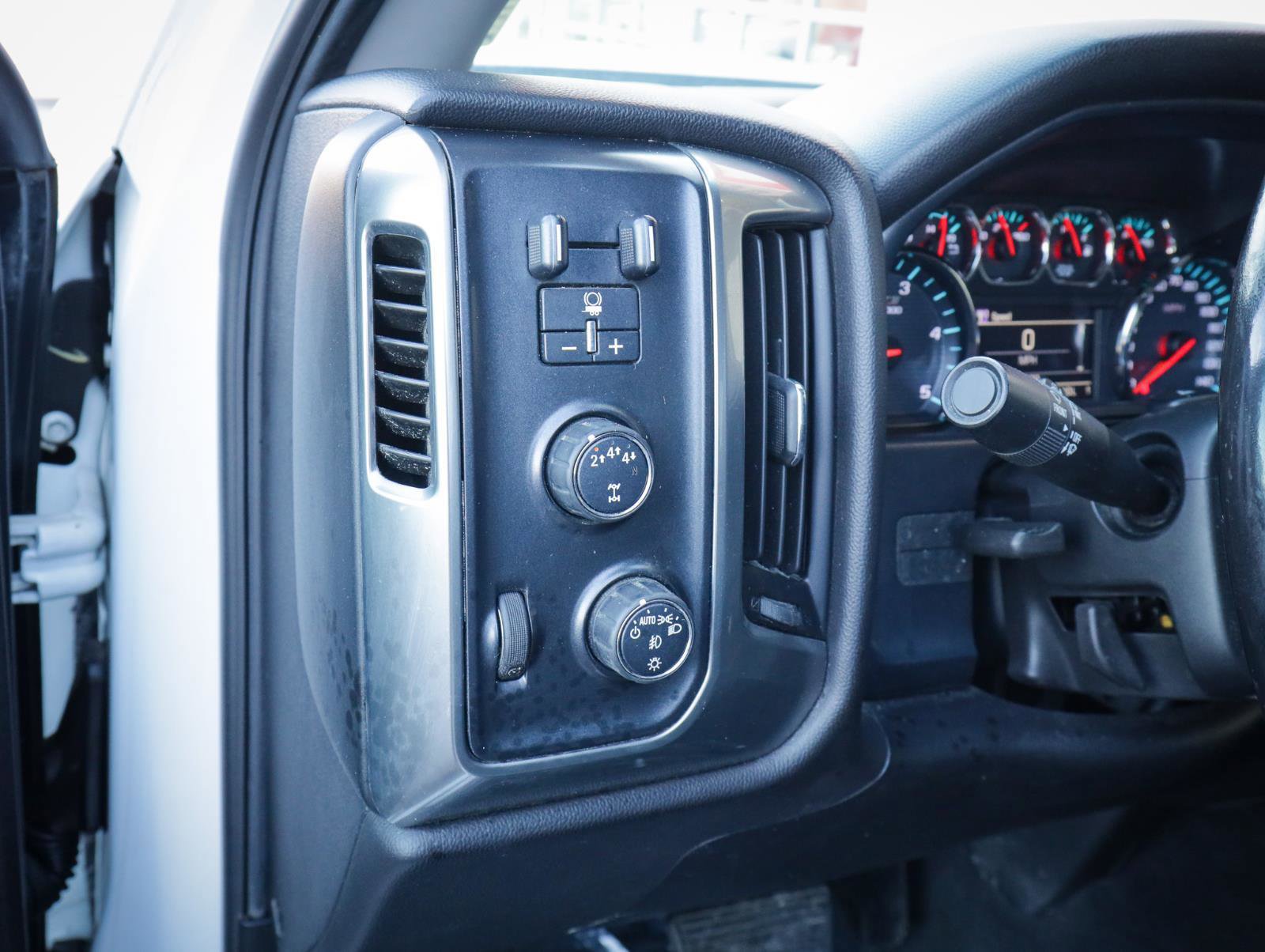 Used 2019 Chevrolet Silverado 3500 LT w/ LT Convenience Package image 21
