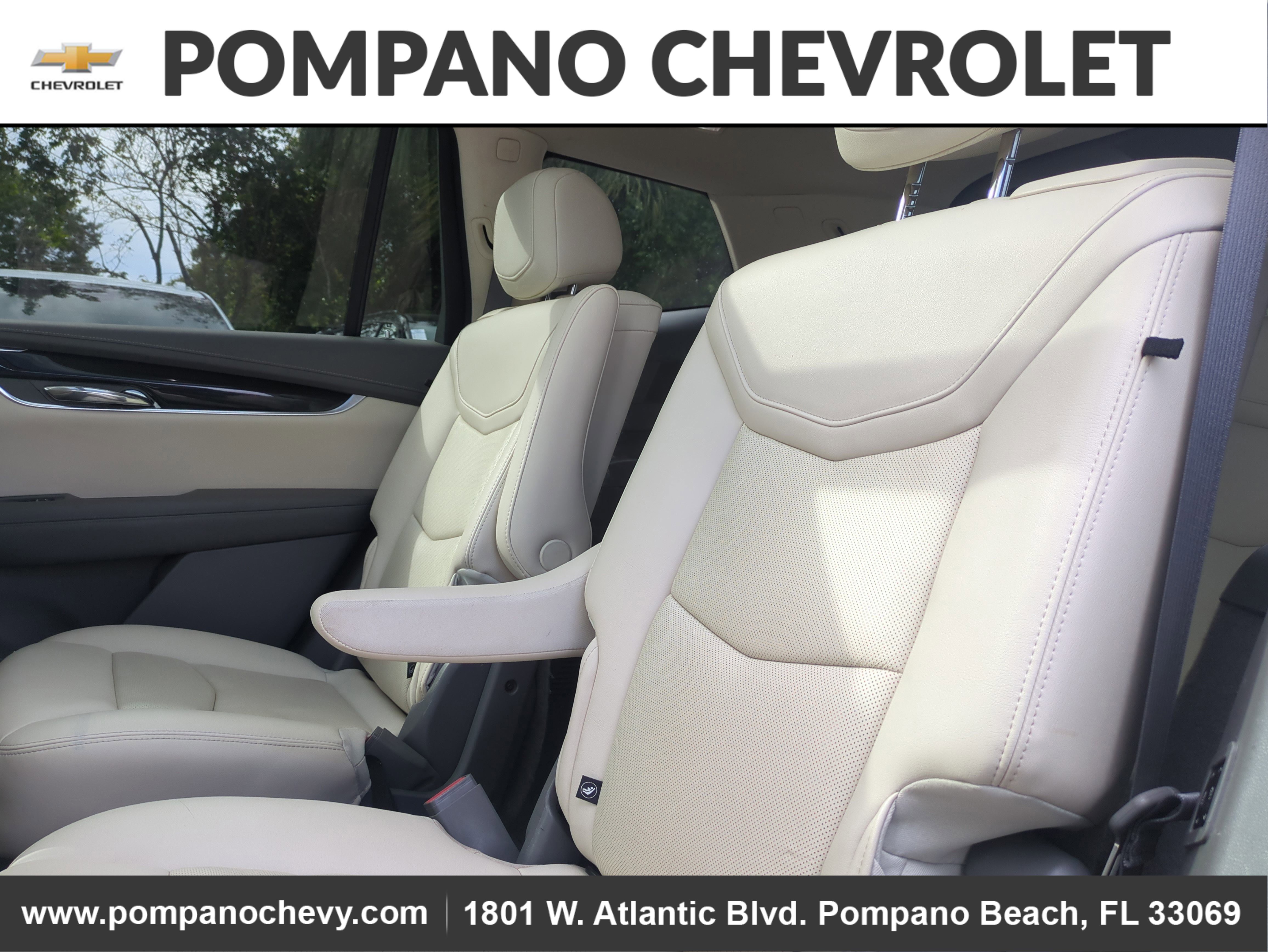 Used 2021 Cadillac XT6 Premium Luxury image 14