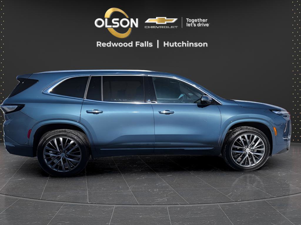 Used 2025 Buick Enclave Avenir w/ Super Cruise Package image 6