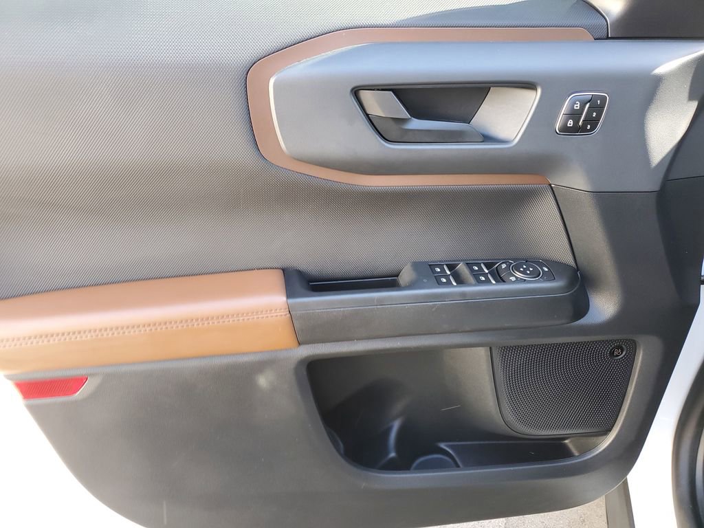 Used 2023 Ford Bronco Sport Outer Banks w/ Tech Package AWD/4WD image 19