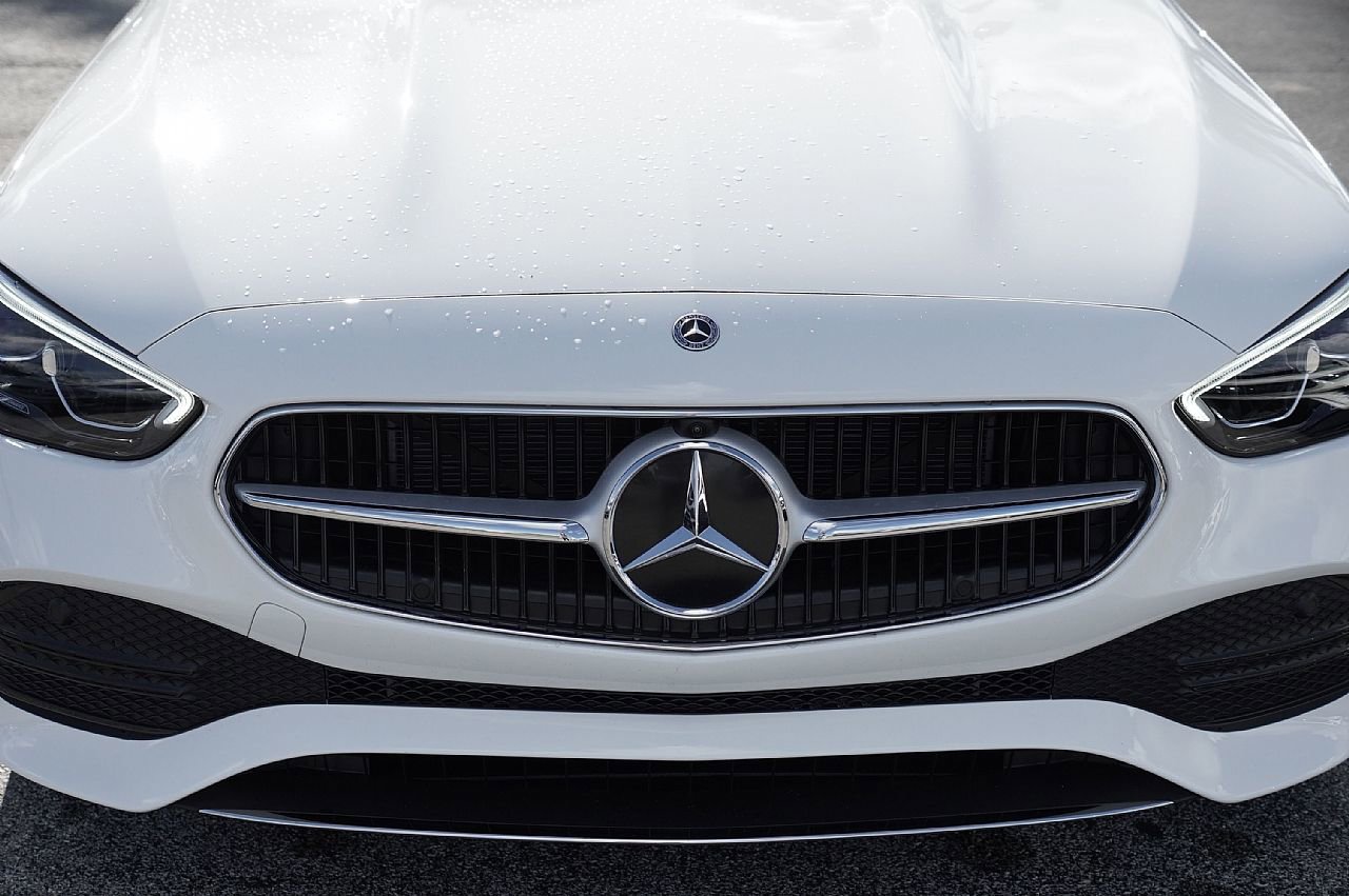 New 2025 Mercedes-Benz C 300 Sedan image 7