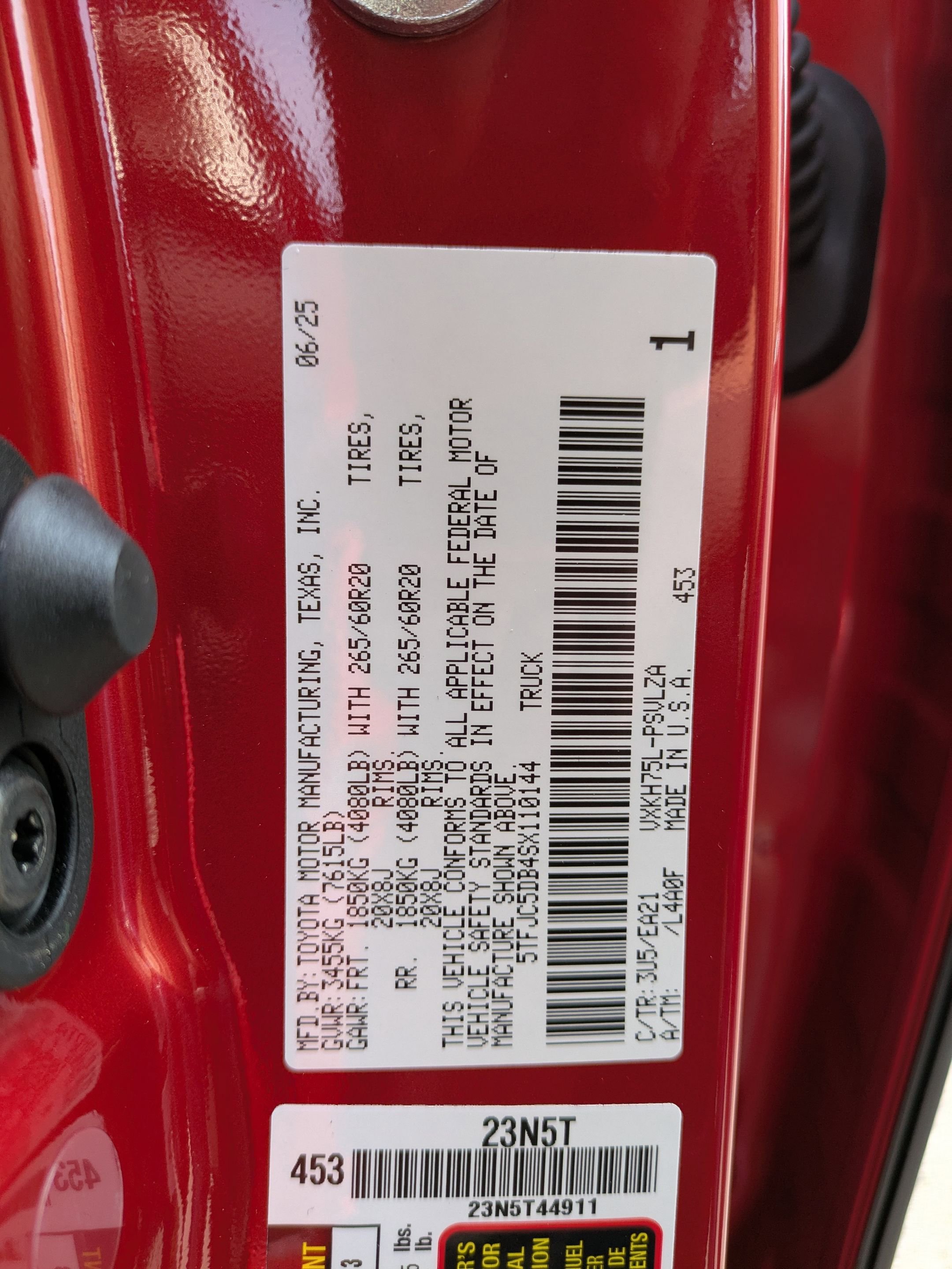 New 2025 Toyota Tundra Limited image 27