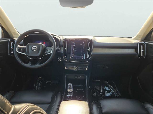 Used 2024 Volvo XC90 B5 Plus w/ Protection Package Premier AWD/4WD image 31