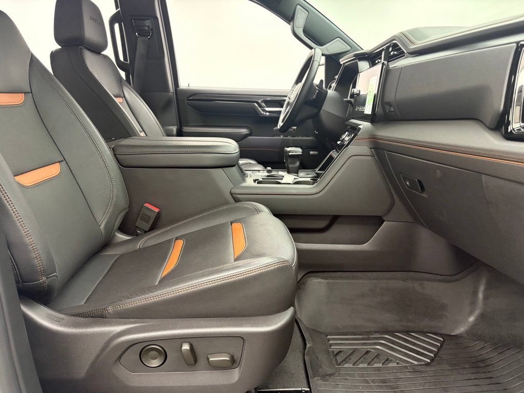 Used 2024 GMC Sierra 1500 AT4 w/ AT4 Premium Package AWD/4WD image 31