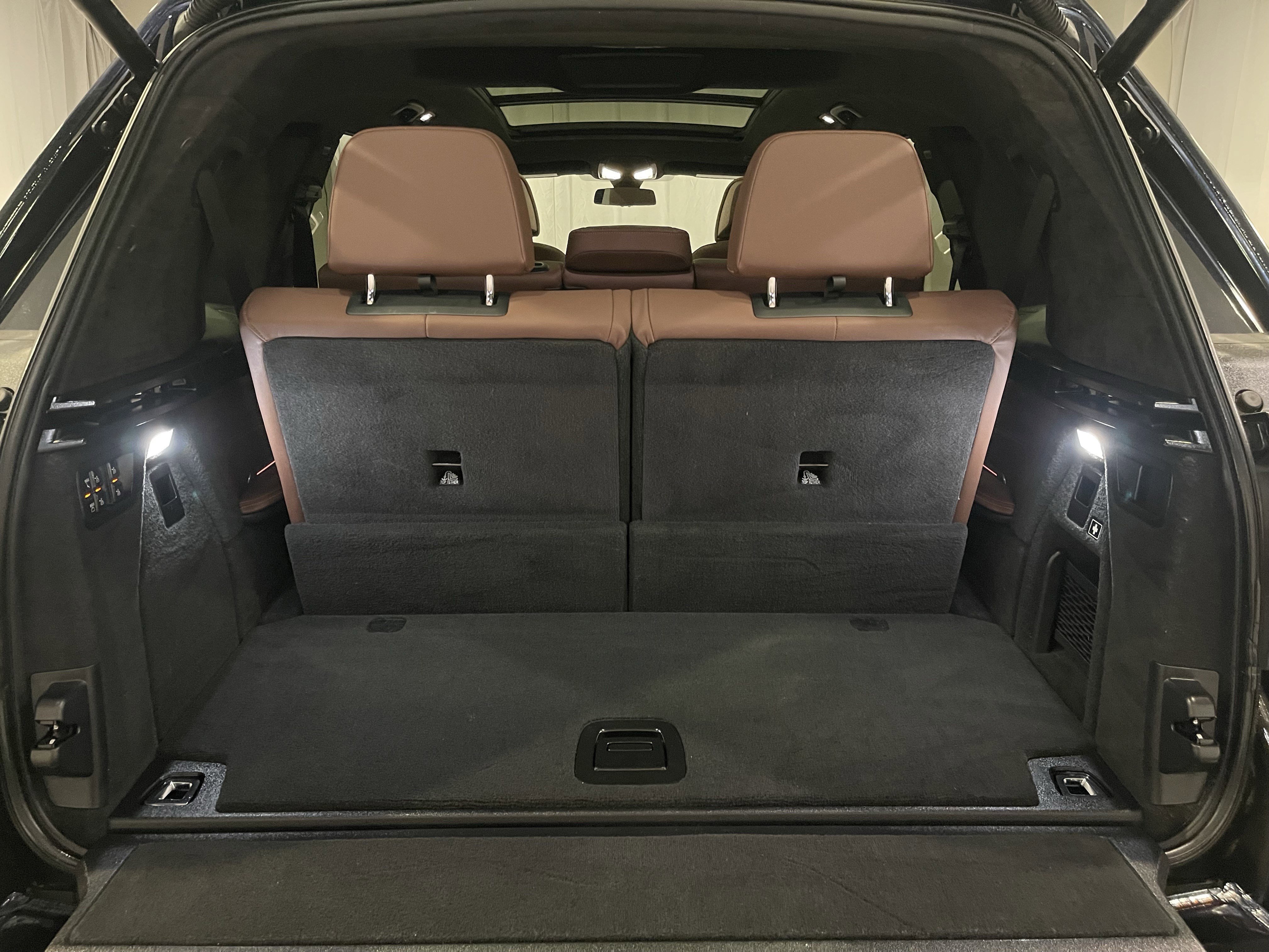 Certified 2022 BMW X7 xDrive40i w/ M Sport Package image 27