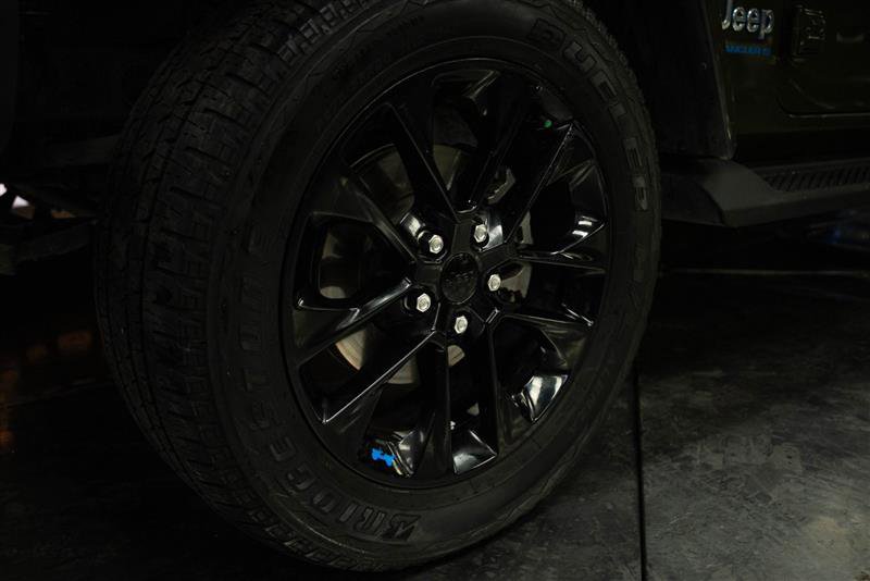 Used 2023 Jeep Wrangler Unlimited Sahara image 3