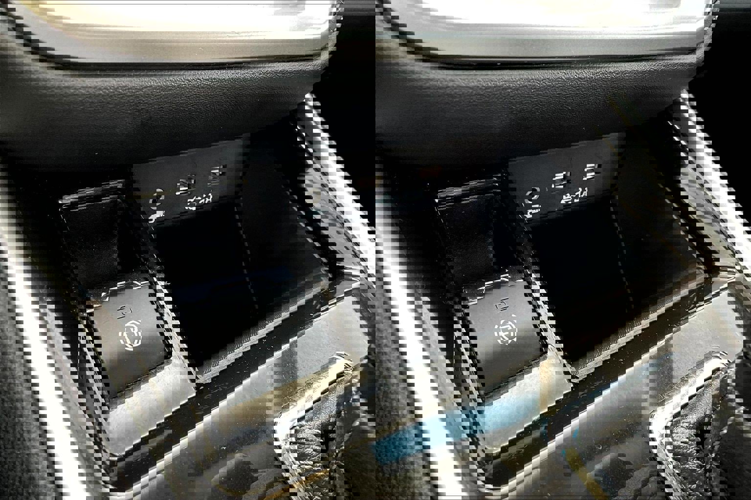 Used 2021 Subaru Outback Premium image 33