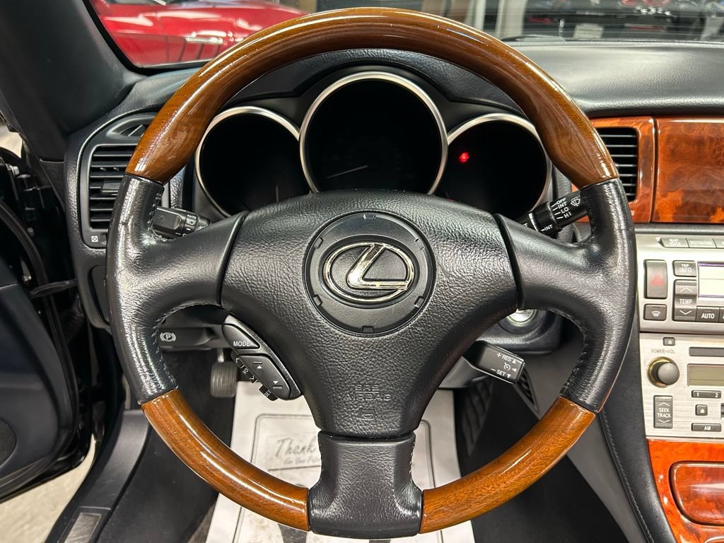 Used 2007 Lexus SC 430 Convertible RWD image 10