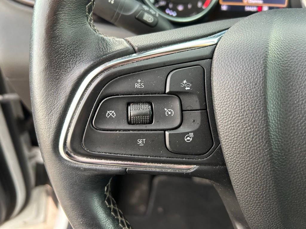 Used 2020 Buick Encore GX Essence w/ Experience Buick Package image 12