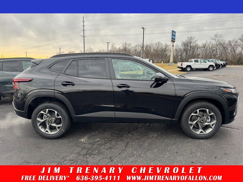 New 2026 Chevrolet Trax LT