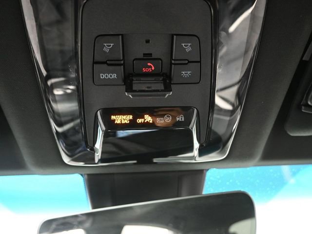 Certified 2021 Toyota Venza XLE image 33