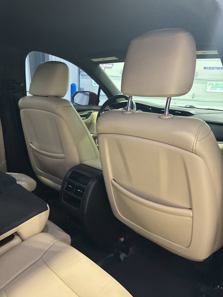 Used 2019 Cadillac XT5 FWD image 36
