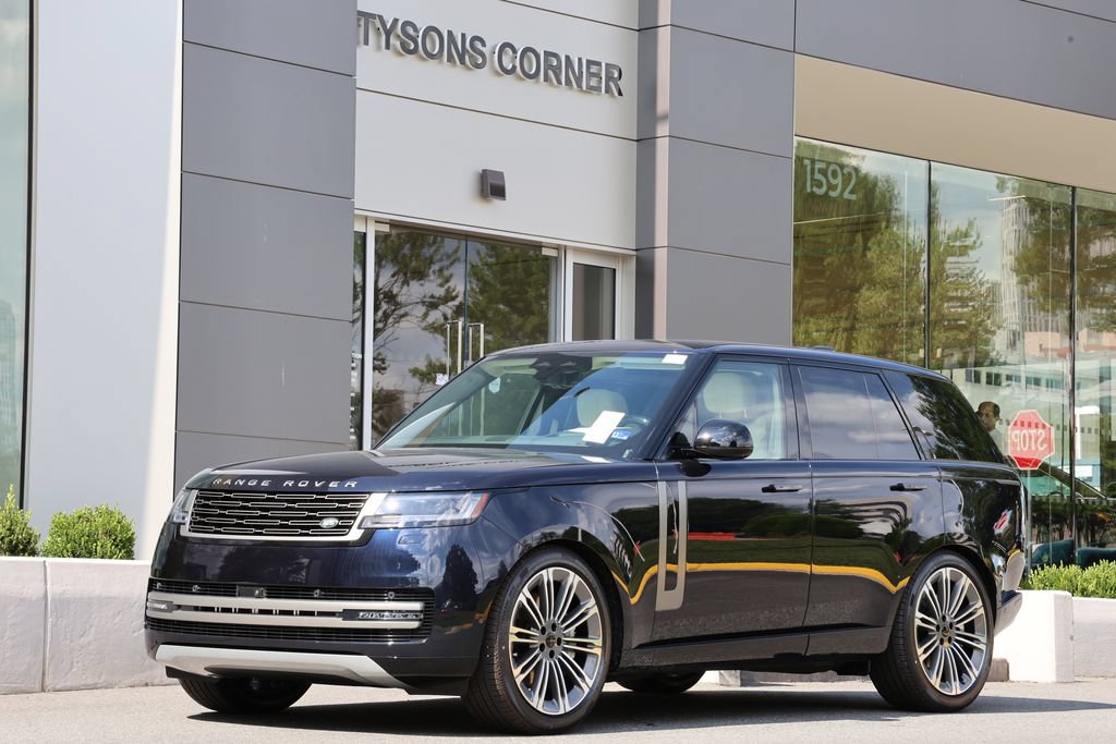 New 2026 Land Rover Range Rover SE