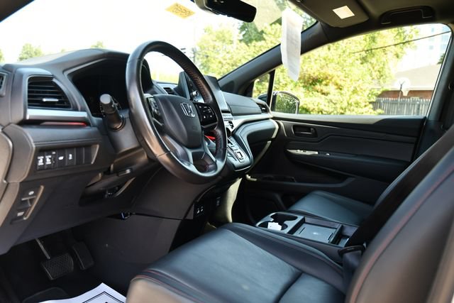 Used 2025 Honda Odyssey Sport-L image 16