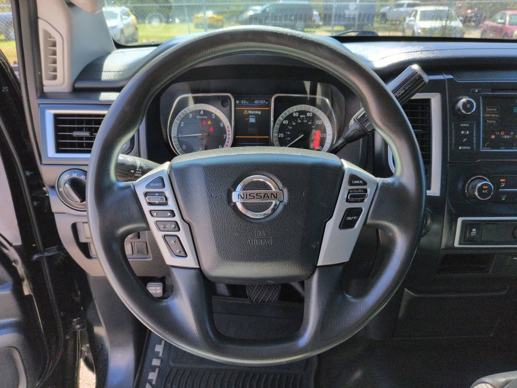 Used 2019 Nissan Titan S w/ S Utility Package image 25