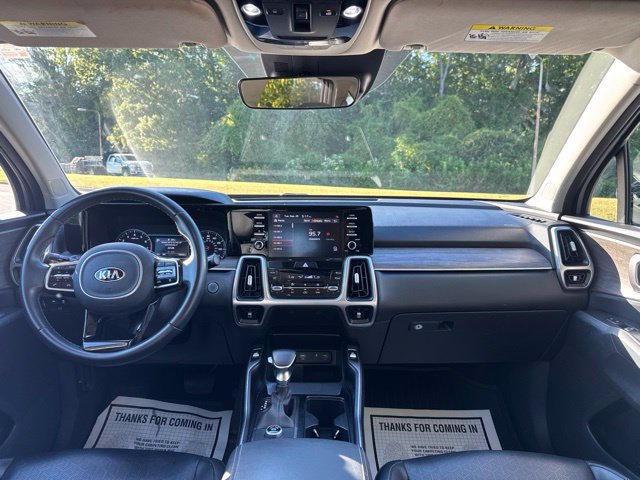 Used 2021 Kia Sorento EX w/ Panoramic Sunroof Package FWD image 13