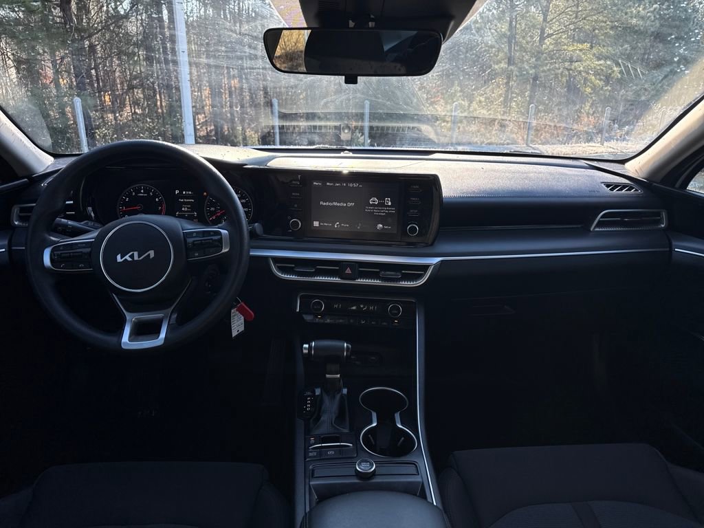 Used 2022 Kia K5 LX image 16