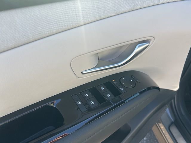 New 2026 Hyundai Tucson Limited image 9