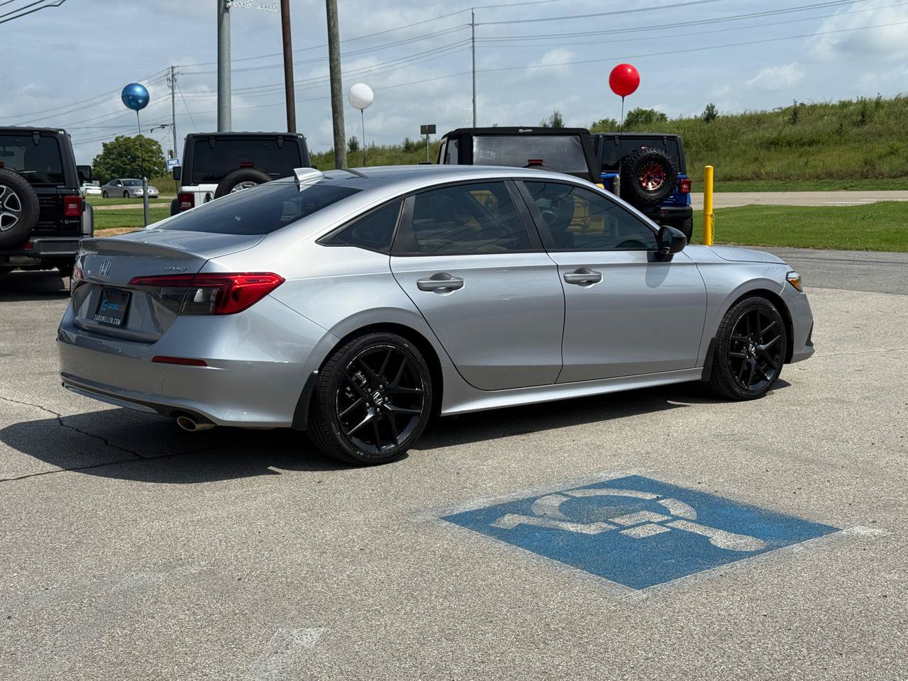 Used 2023 Honda Civic Sport image 4