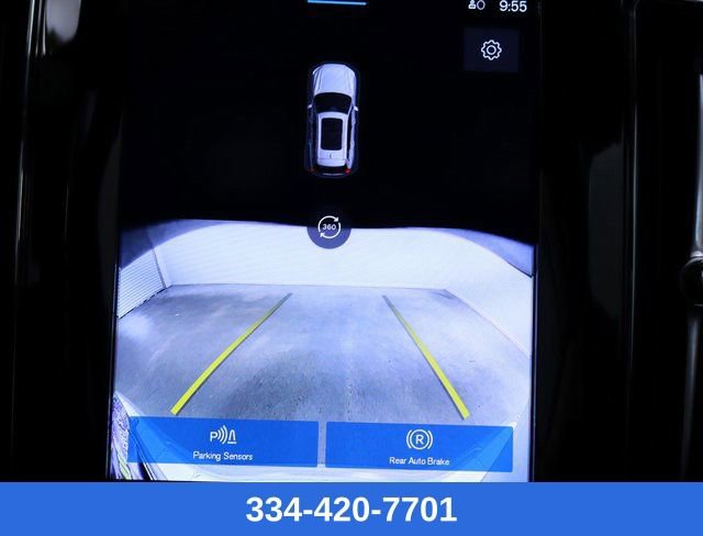 New 2025 Volvo XC60 B5 Plus w/ Protection Package Premier image 7