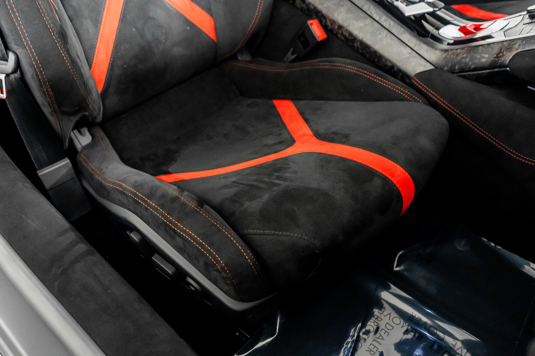 Used 2018 Lamborghini Huracan Performante image 35