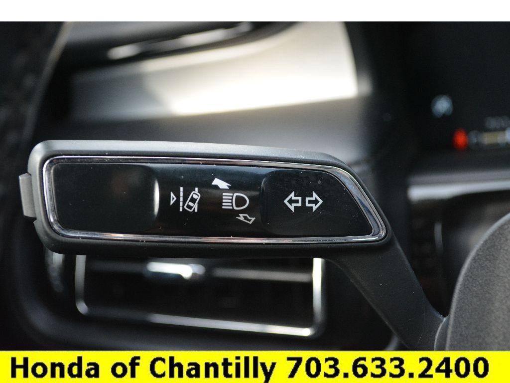 Used 2023 Lincoln Nautilus Reserve AWD/4WD image 26