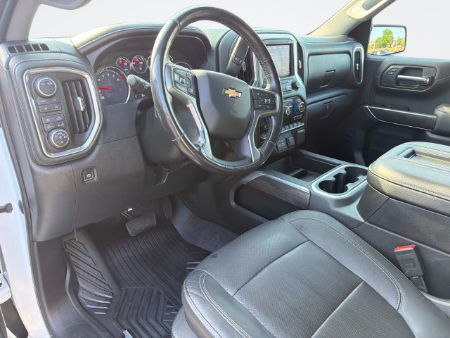 Used 2020 Chevrolet Silverado 1500 LTZ w/ LTZ Convenience Package AWD/4WD image 22