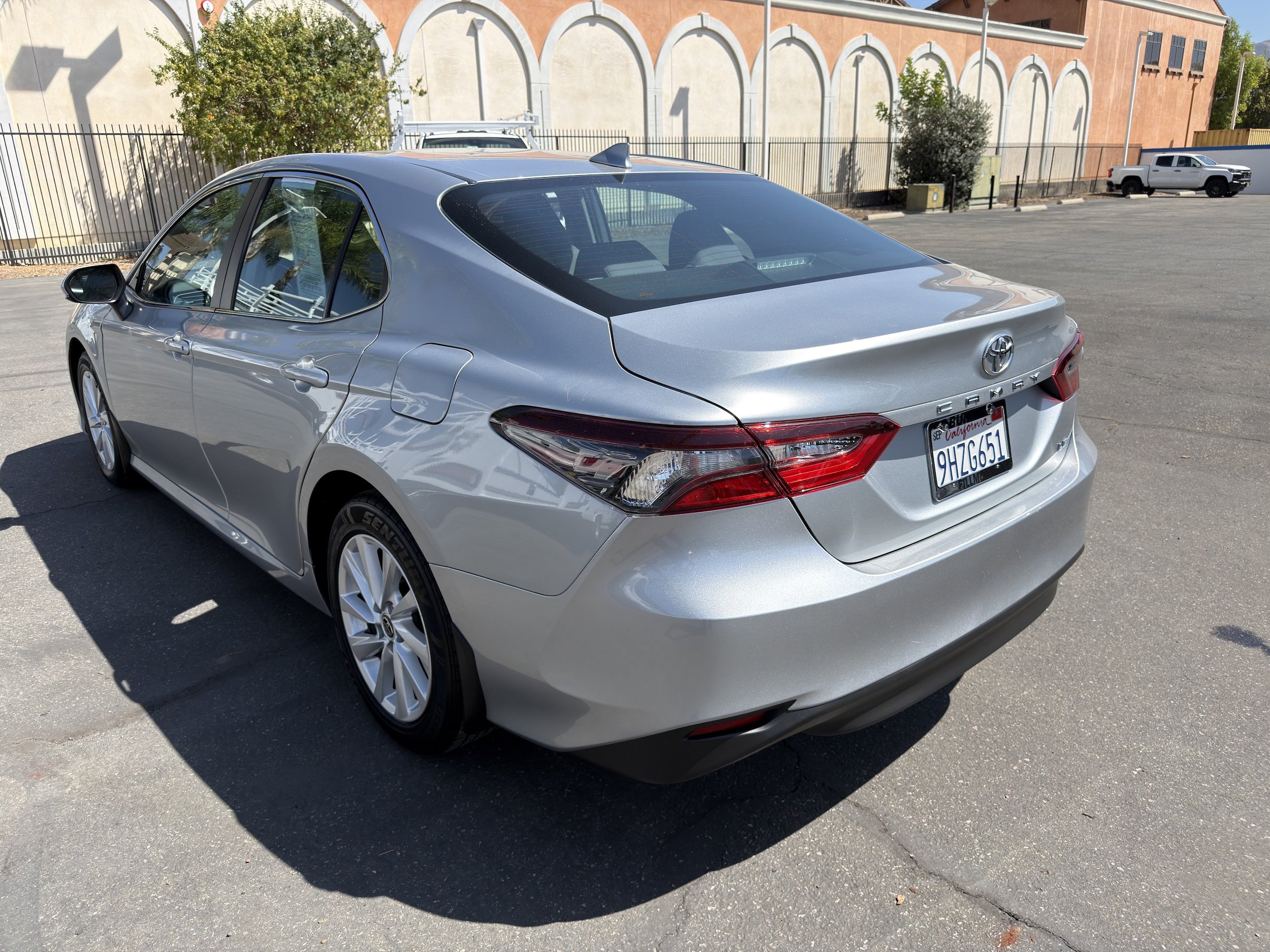 Used 2024 Toyota Camry LE FWD image 6