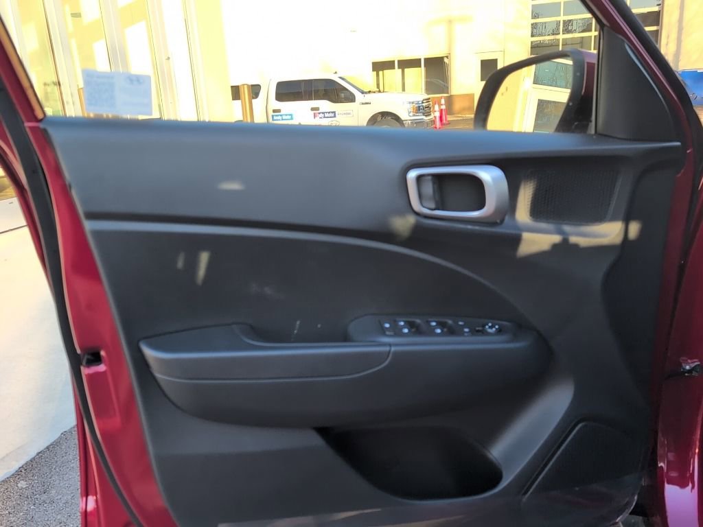 New 2026 Hyundai Venue SEL image 11